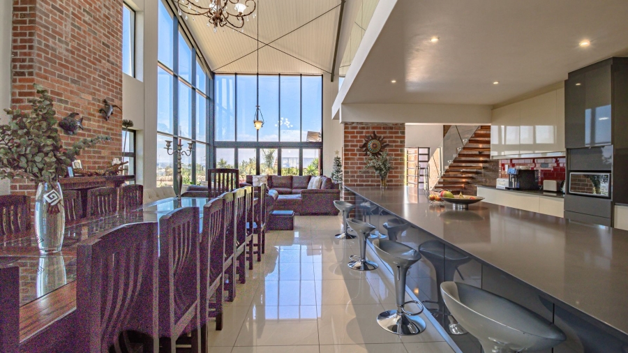 6 Bedroom Property for Sale in Stellenbosch Farms Western Cape